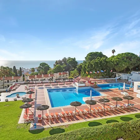 With 3 Swimming Pools Near The Old Town Appartement Albufeira