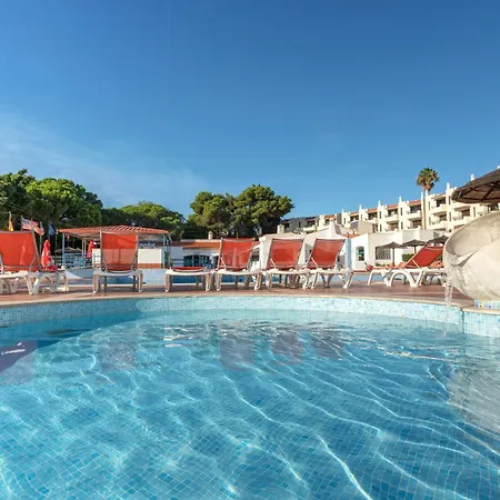 Appartement With 3 Swimming Pools Near The Old Town