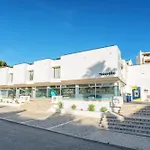 With 3 Swimming Pools Near The Old Town البوفيرا