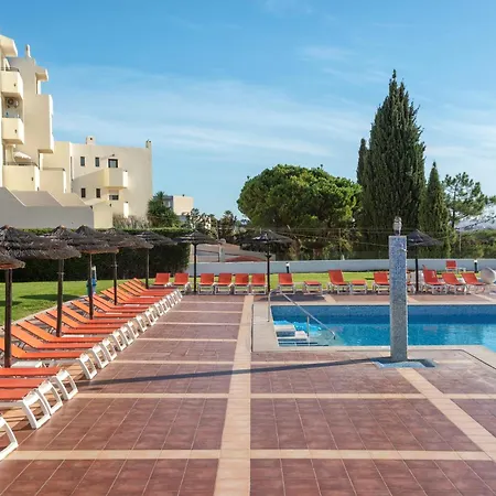 With 3 Swimming Pools Near The Old Town *