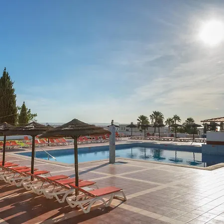 Διαμέρισμα With 3 Swimming Pools Near The Old Town Αλμπουφέιρα